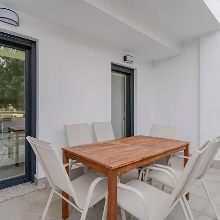 Rentitspain Trm 8 Nasila Golf & Playa En