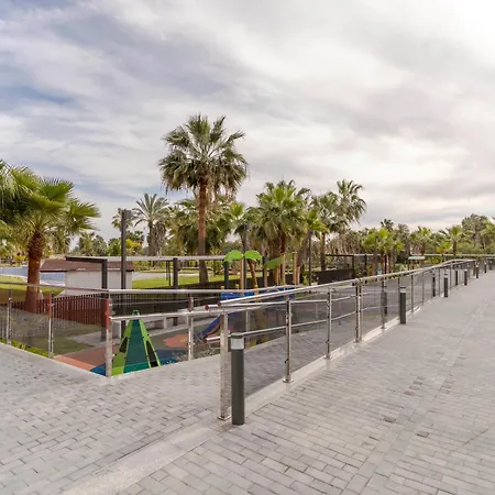 Rentitspain Trm 8 Nasila Golf & Playa En Apartment Motril